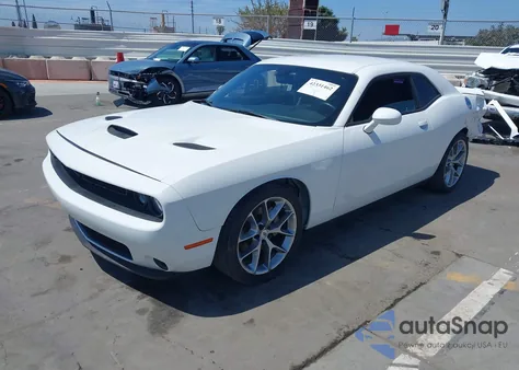 2015 Dodge Challenger Sxt z USA, uszkodzony, nr VIN 2C3CDZAG0FH805281